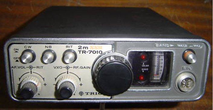 УКВ-трансивер Kenwood TR-7010. Характеристики. Краткий обзор.