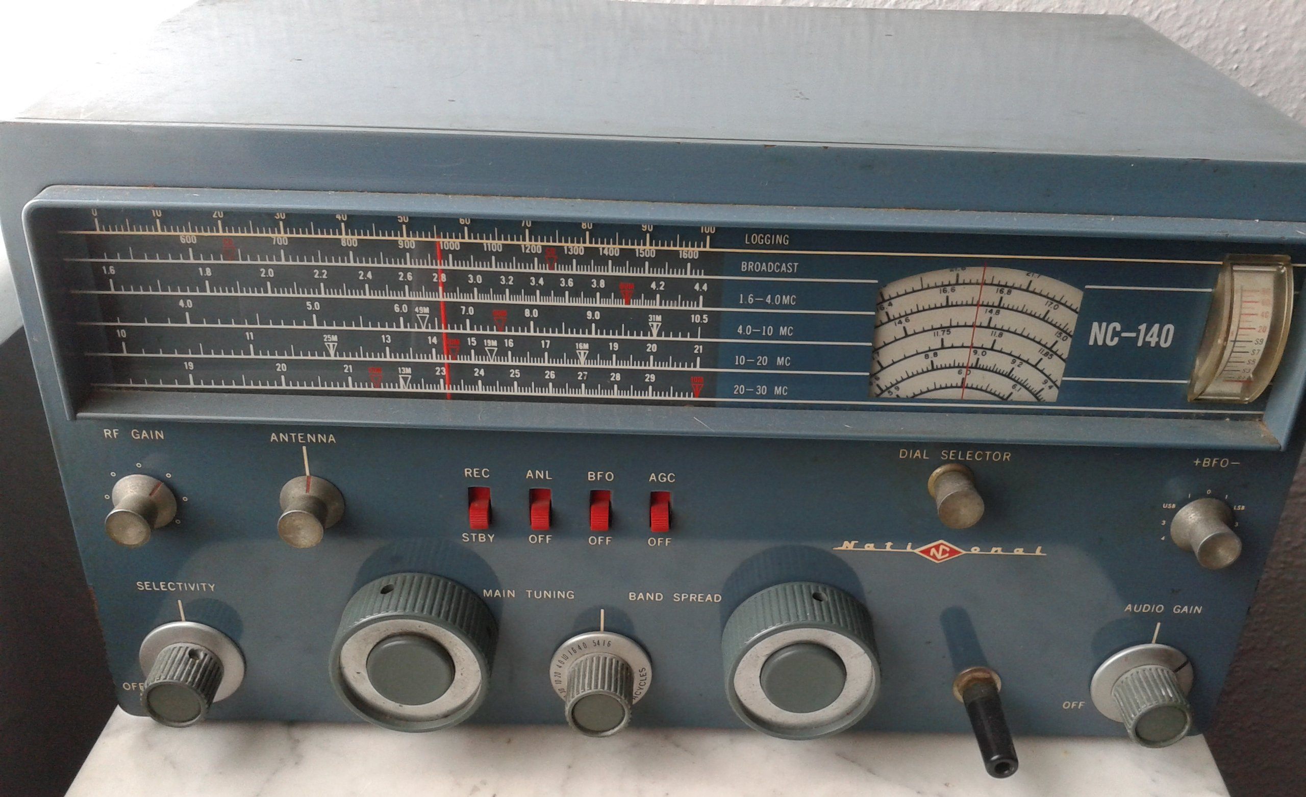КВ-приёмник National Company NC-140. Характеристики. Краткий обзор.