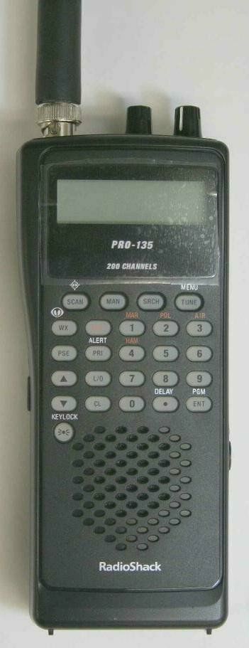 КВ/УКВ-сканер (приёмник) RadioShack / Realistic Pro-135. Характеристики. Краткий обзор.