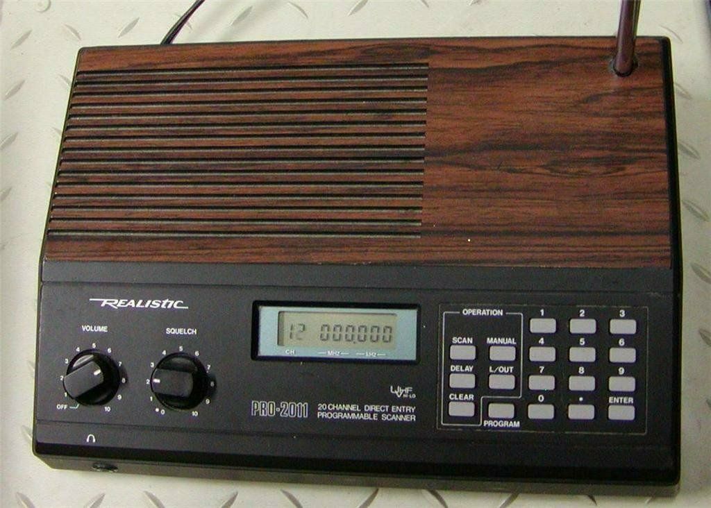 УКВ-сканер (приёмник) RadioShack / Realistic Pro-2011. Характеристики. Краткий обзор.