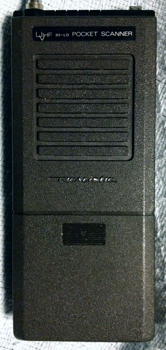 УКВ-сканер (приёмник) RadioShack / Realistic Pro-24 (older). Характеристики. Краткий обзор.