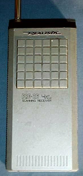 УКВ-сканер (приёмник) RadioShack / Realistic Pro-26 (older). Характеристики. Краткий обзор.