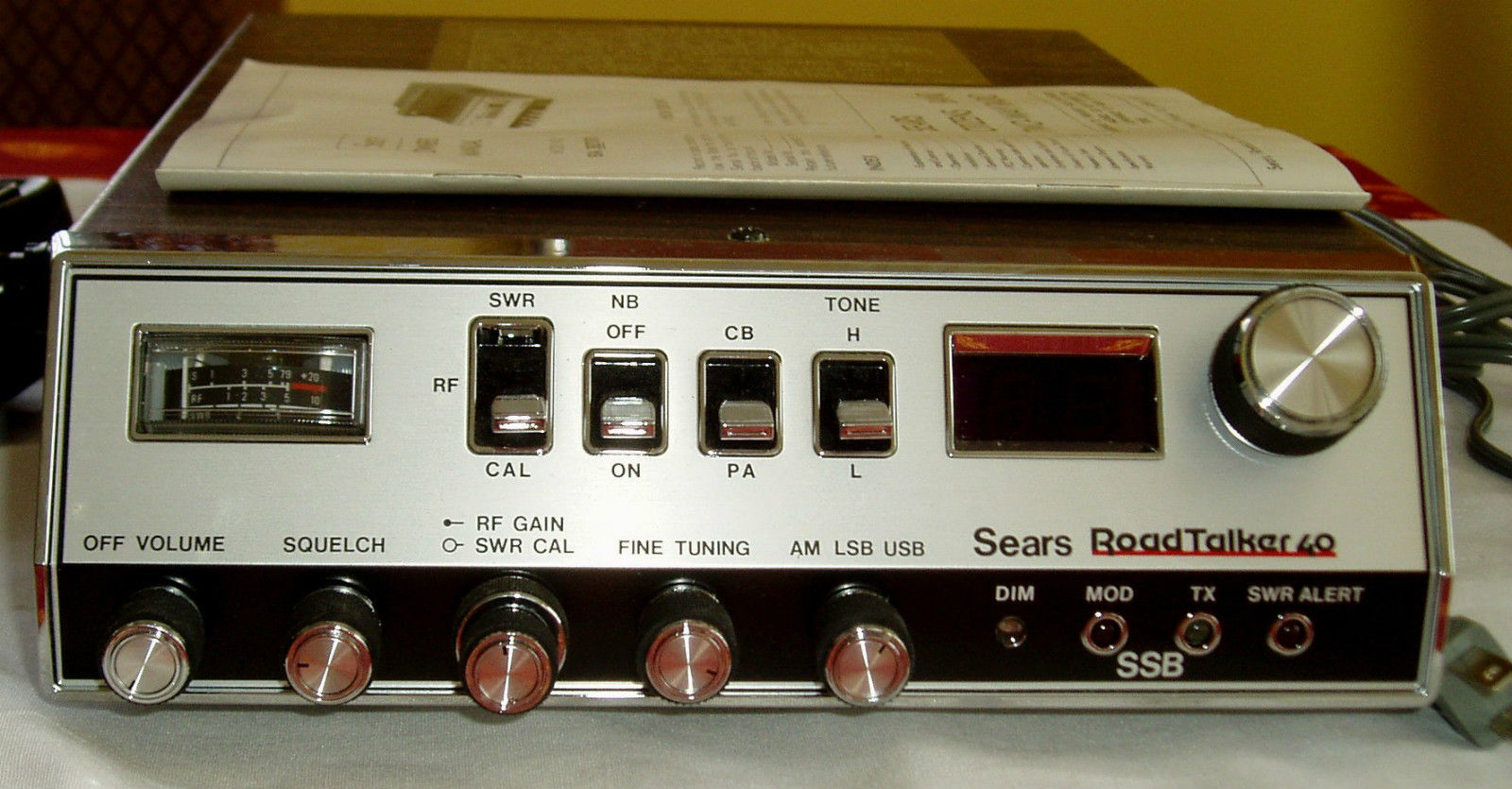 CB-трансивер Sears Roadtalker 40 Base. Характеристики. Краткий обзор.