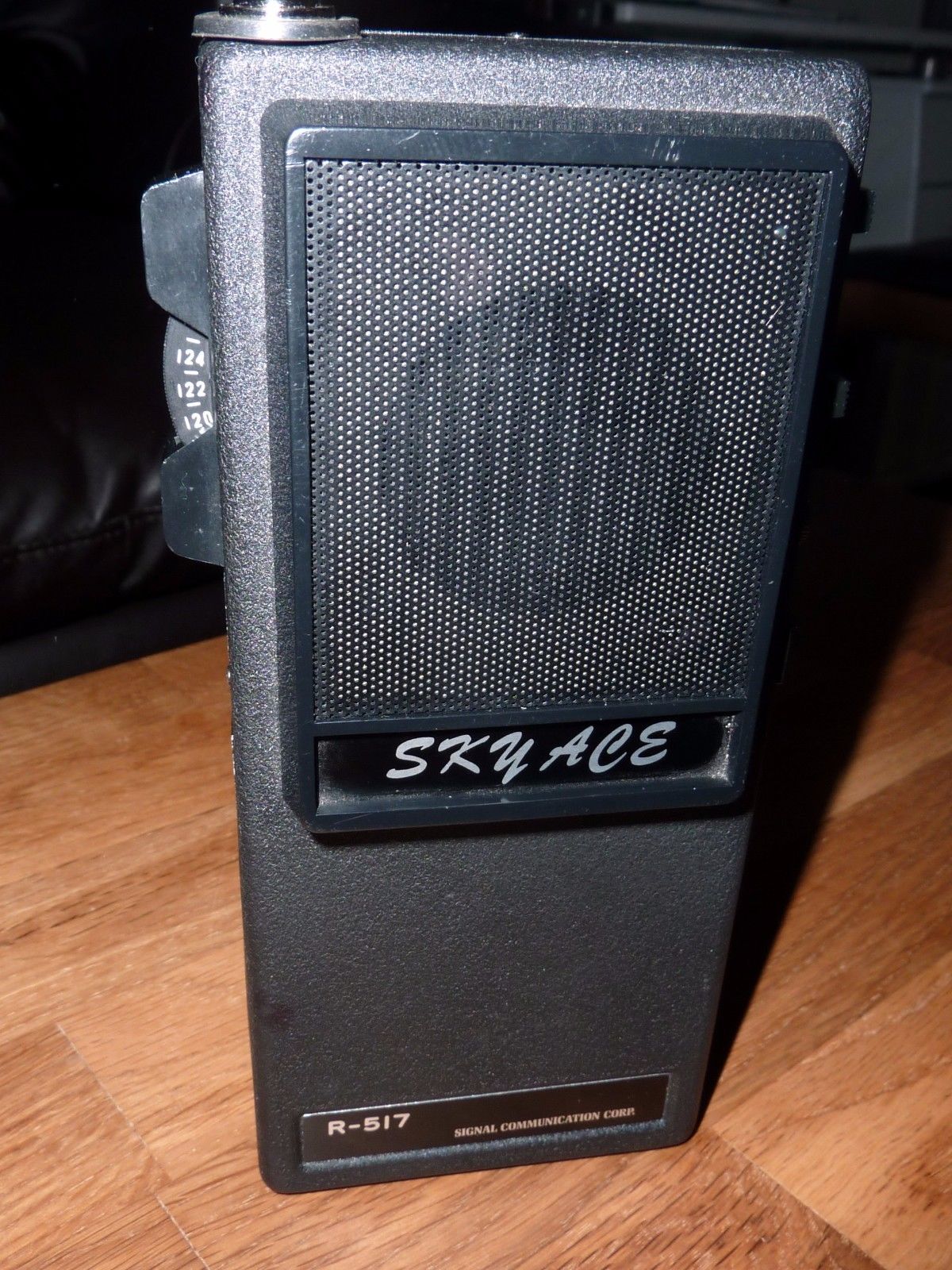 УКВ-сканер (приёмник) Signal Communications Corp. R-517
