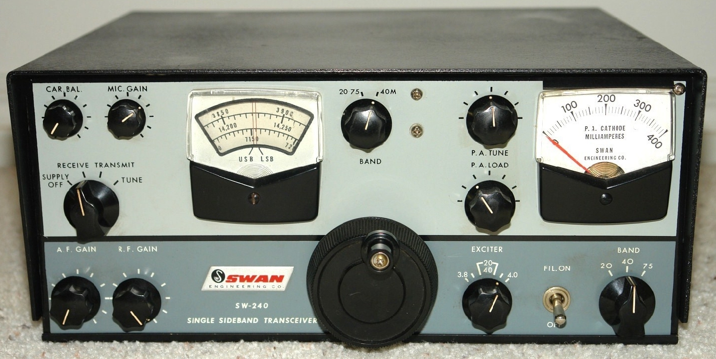 УКВ-трансивер Swan (Cubic) SW-240. Характеристики. Краткий обзор.